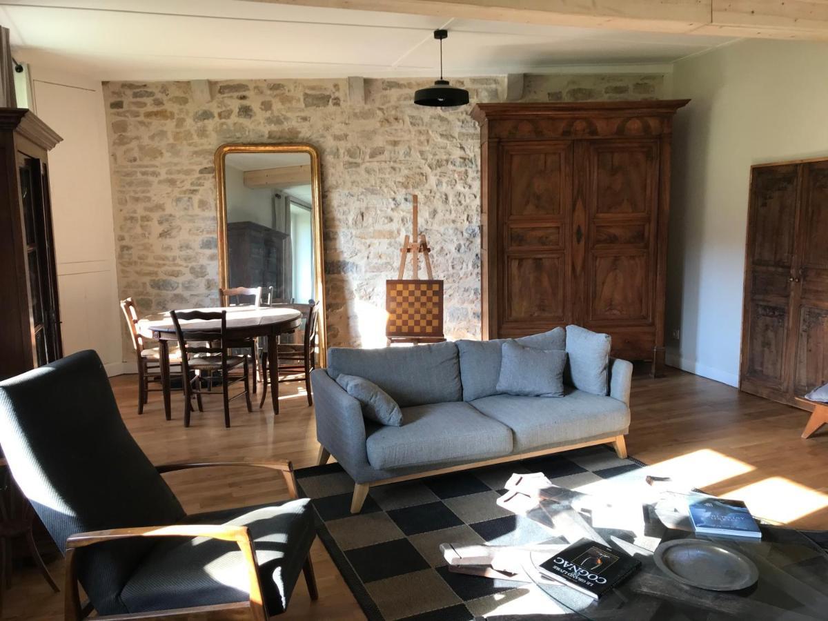 Golf Val De Sorne Vernantois Maison Vigneronne Exterior photo